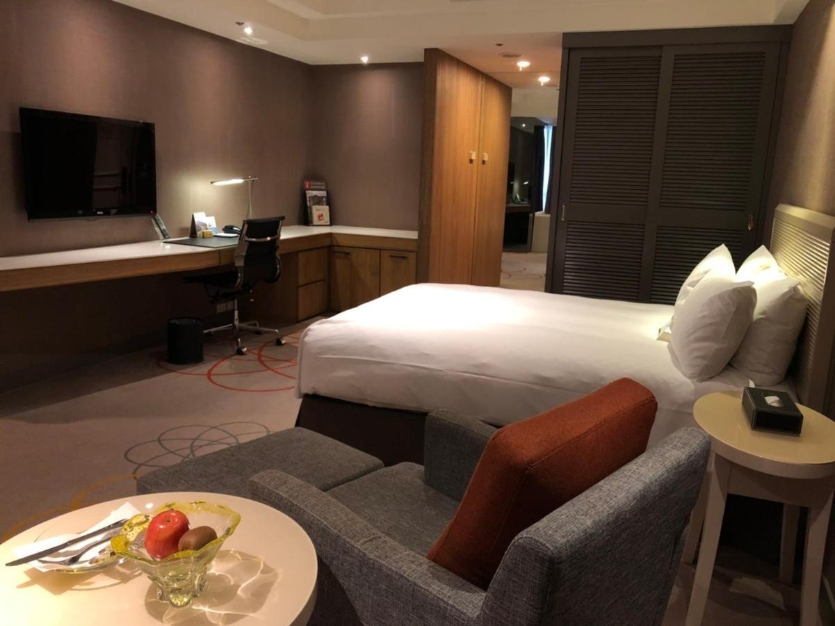 Hotel Royal Hsinchu Exterior photo Deluxe Room